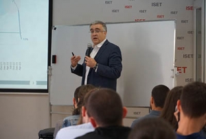 Archil Mestvirishvili, Acting Governor of the National Bank of Georgia, Delivers Public Lecture for ISET Students